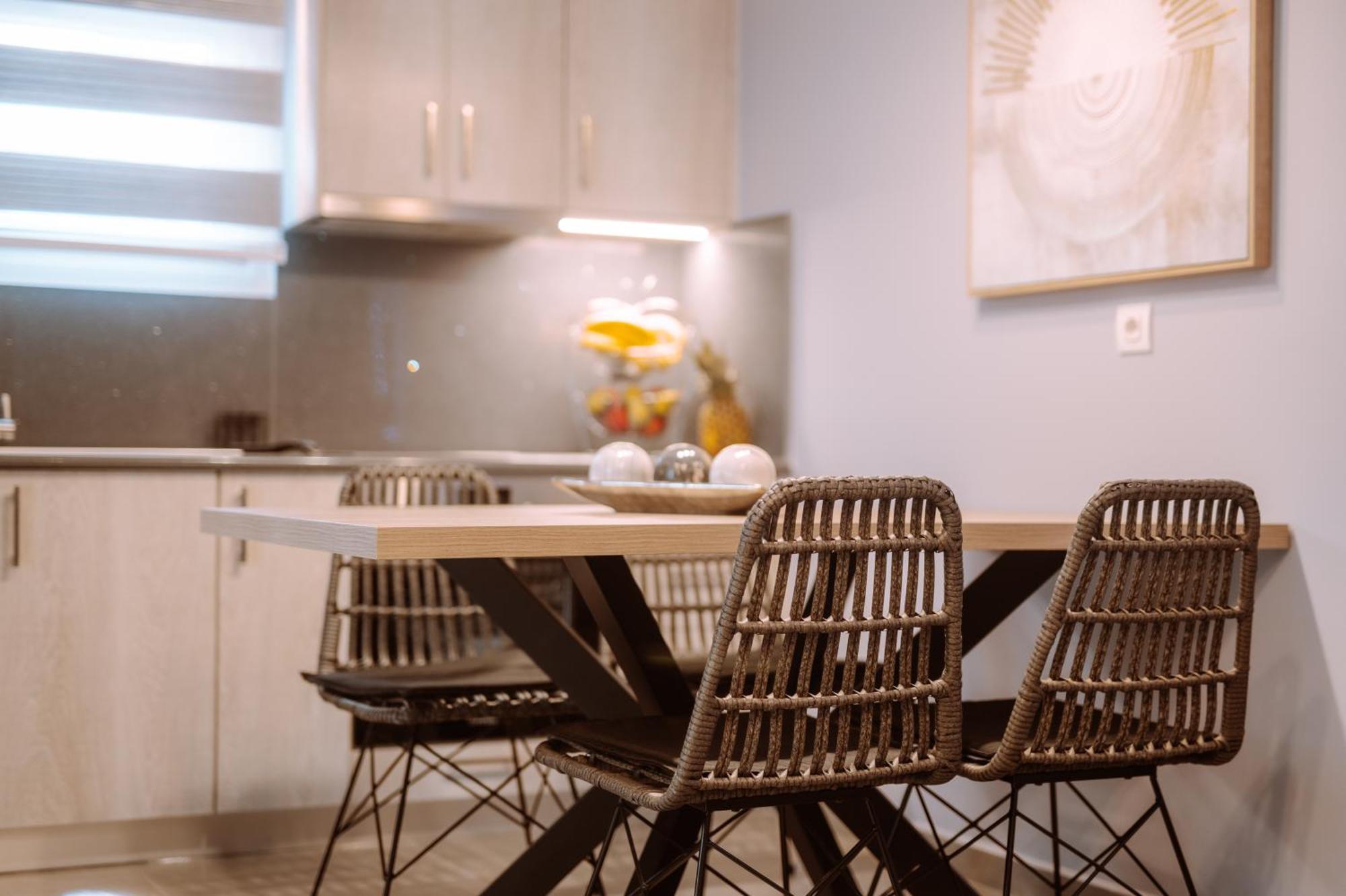 Louisa Luxury Apartments Preveza Eksteriør billede