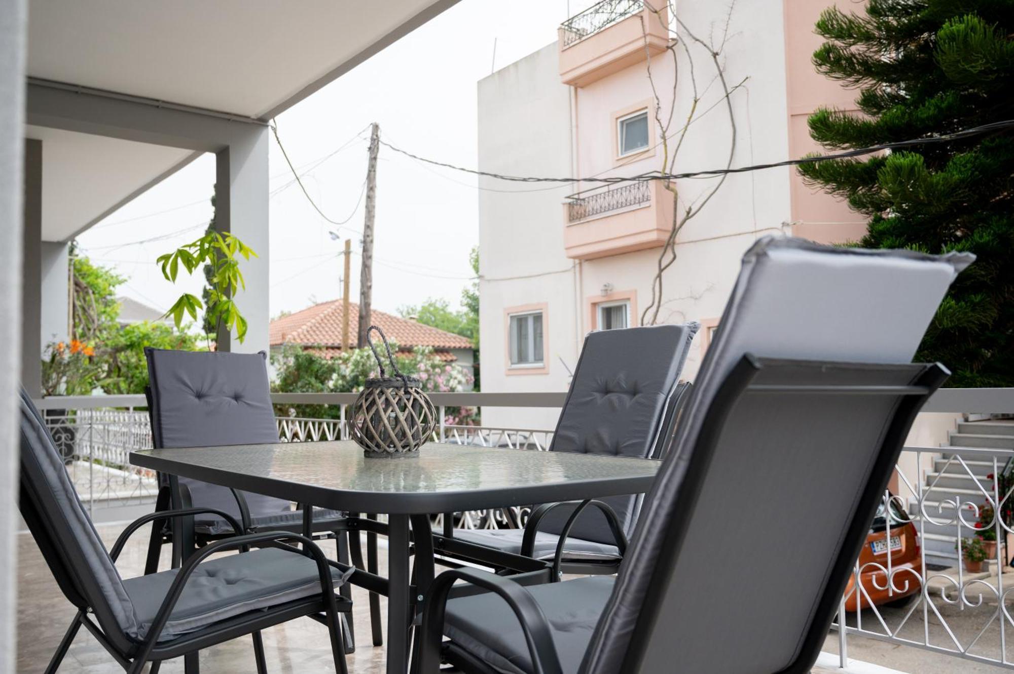 Louisa Luxury Apartments Preveza Eksteriør billede