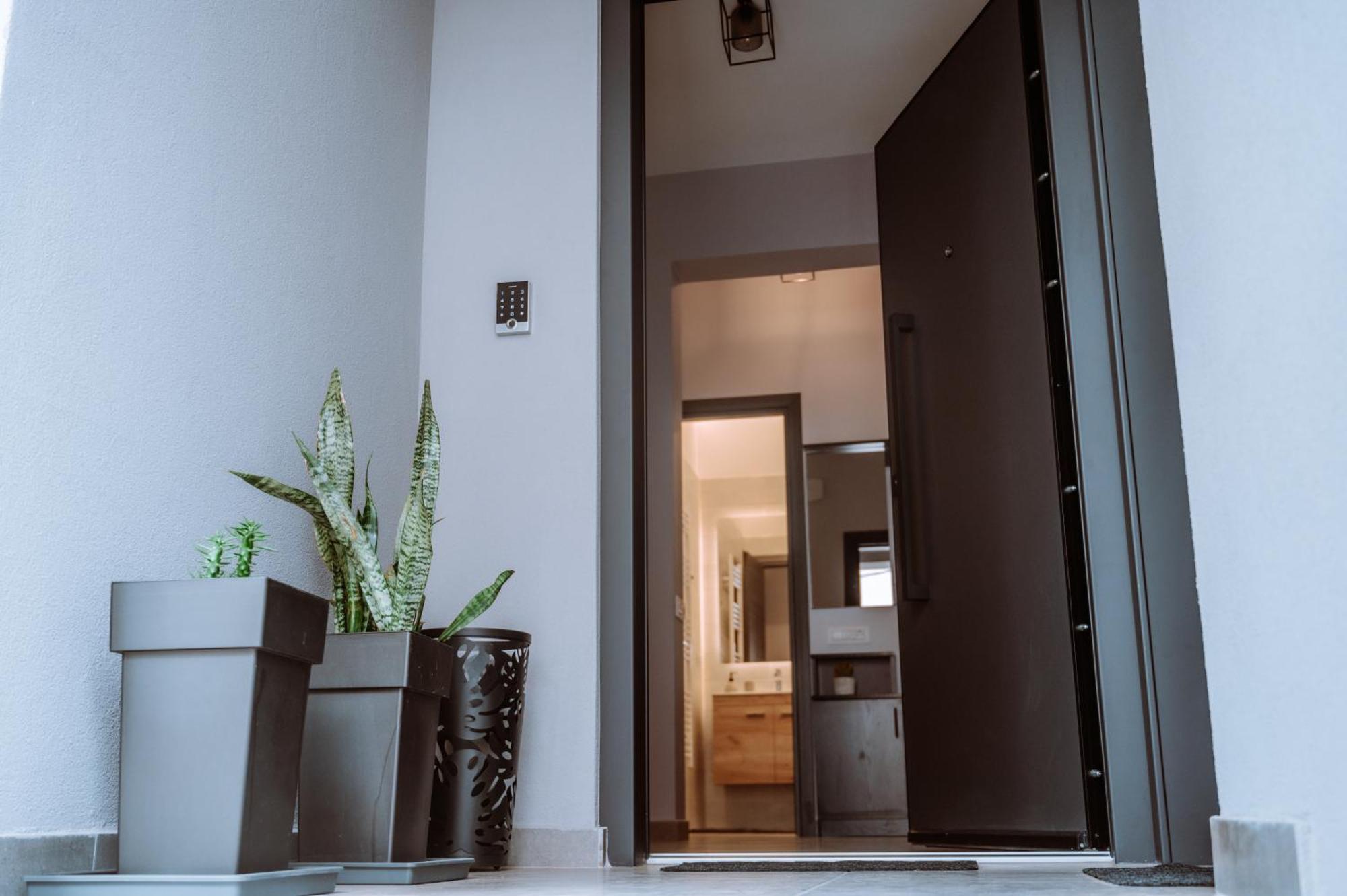 Louisa Luxury Apartments Preveza Eksteriør billede